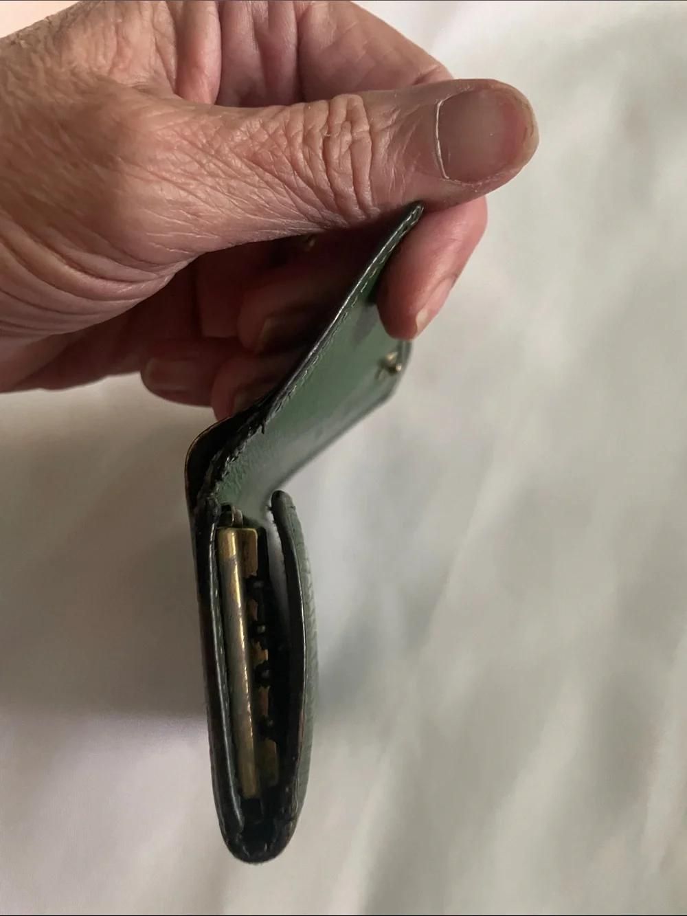 Louis Vuitton compact louis